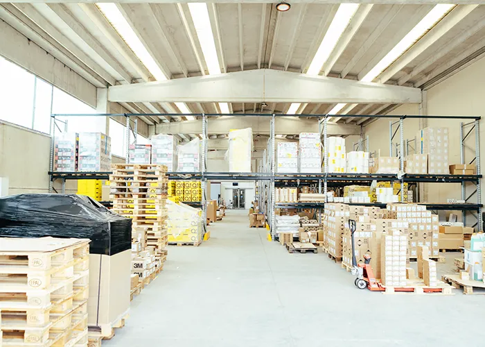 a-chi-ci-rivolgiamo-9